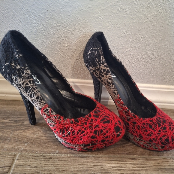 Show Story Heels - Picture 2 of 5